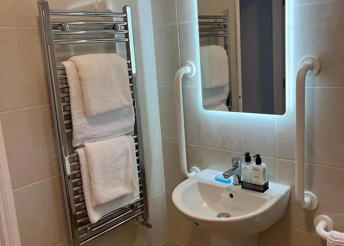 Beautiful In Beaufort Village On Local Link Bus Route Cill Airne