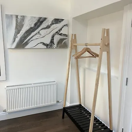 Beautiful In Beaufort Village On Local Link Bus Route Apartmán *